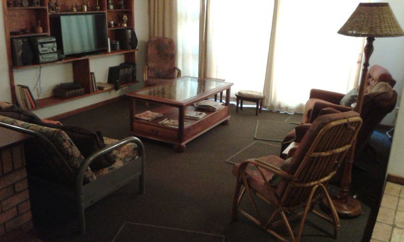 Annie S Selfcatering Accommodation The Cottage Bluewater Bay Port Elizabeth Eastern Cape South Africa Living Room