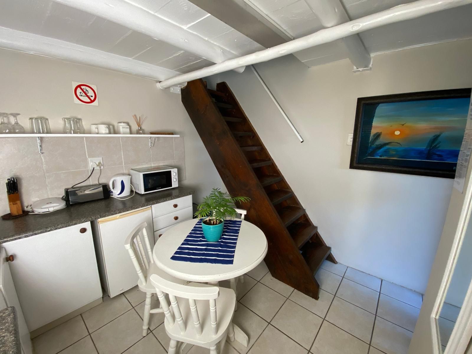 Ansteys Beach Self Catering And Backpackers The Bluff Durban Kwazulu Natal South Africa 