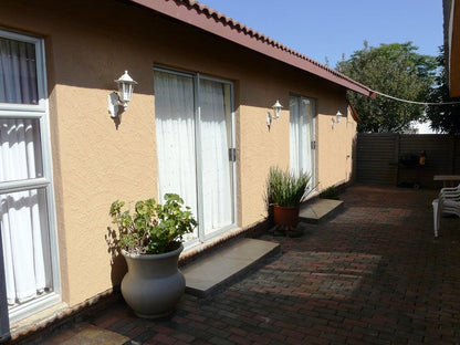 A Place To Stay Klopperpark Johannesburg Gauteng South Africa House, Building, Architecture