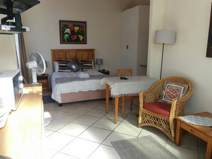 Double Room @ Aquamarine Guest House