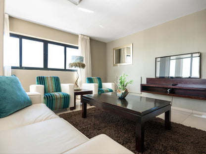 Three Bedroom Deluxe Suite @ Aquarius Luxury Suites