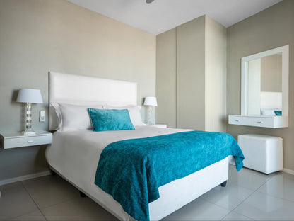 Three Bedroom Deluxe Suite @ Aquarius Luxury Suites