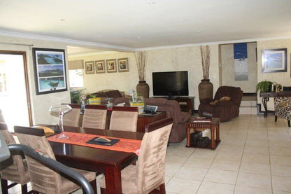 Aqua View 27 Guesthouse Deneysville Deneysville Gauteng South Africa Living Room