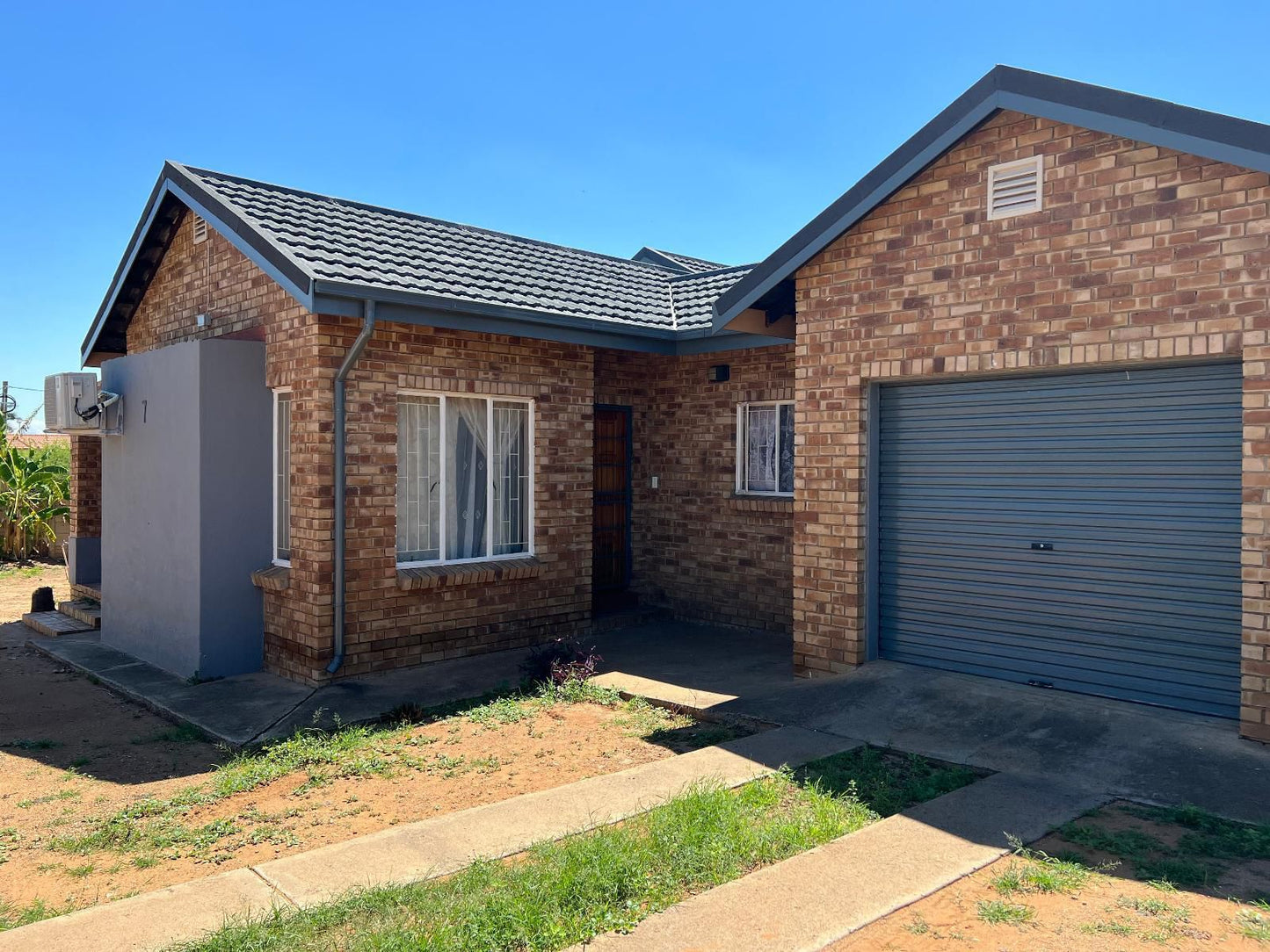 Arise Accommodation Burgersfort Limpopo Province South Africa Complementary Colors, House, Building, Architecture, Brick Texture, Texture