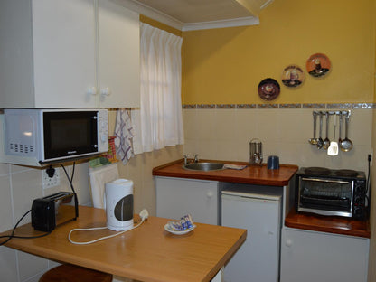 Ascot Inn, Family Room - Mini Self Catering, Kitchen