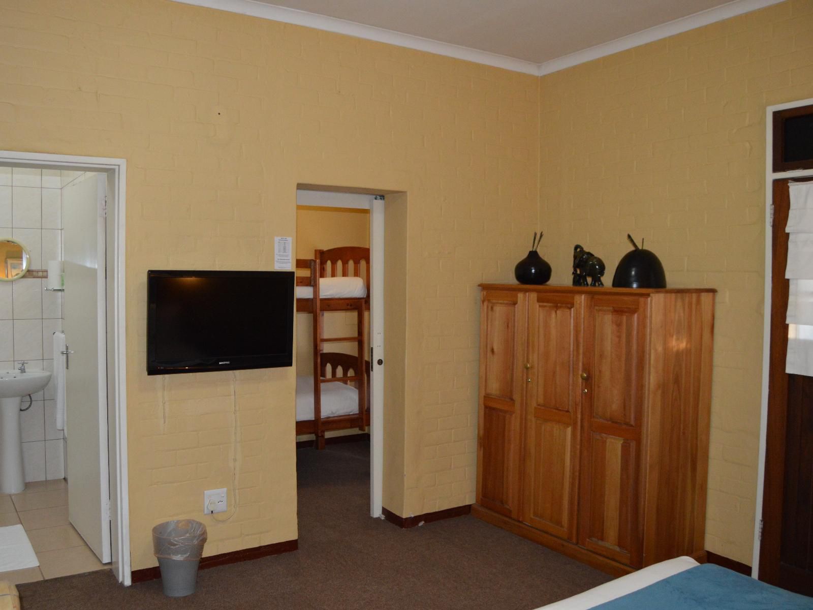 Ascot Inn, Standard Queen Room, Seminar Room