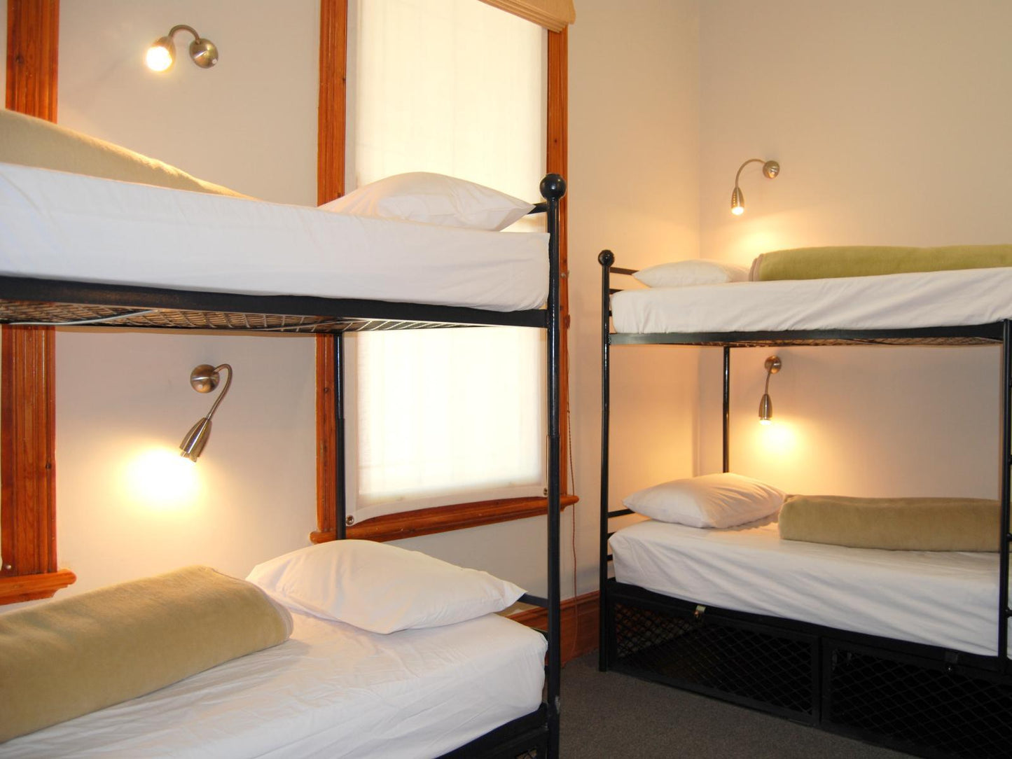 6-Bedded Mixed Dormitory @ Ashanti Lodge Gardens