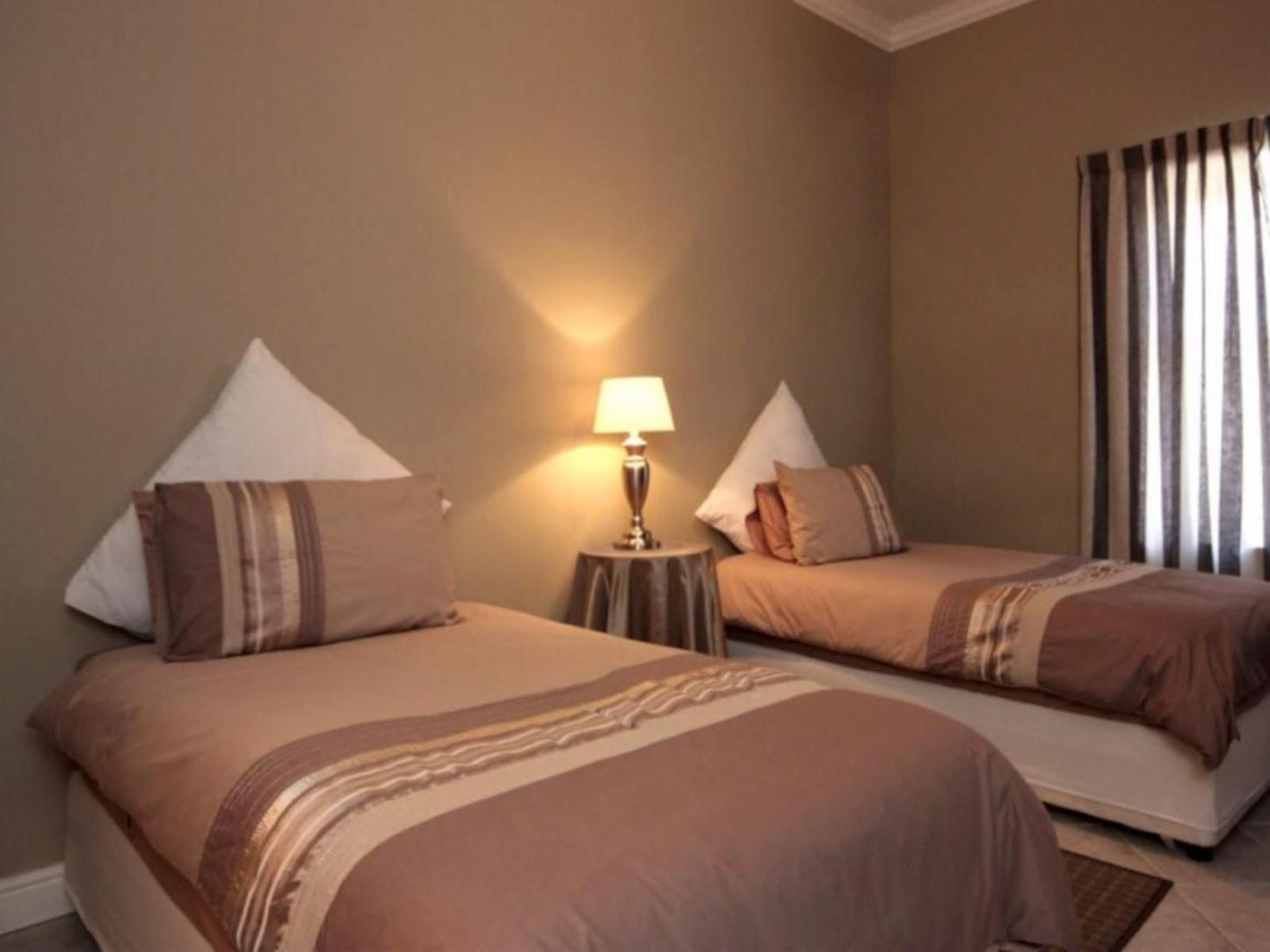 A Smart Stay Apartments Somerset Ridge Somerset West Western Cape South Africa 