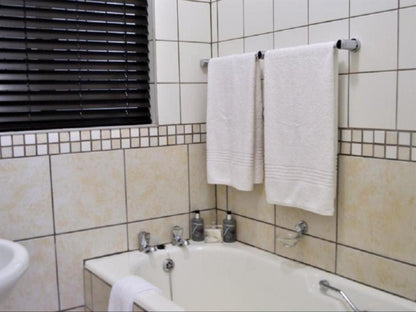 The Villa Guest House Bayswater Bloemfontein Free State South Africa Unsaturated, Bathroom