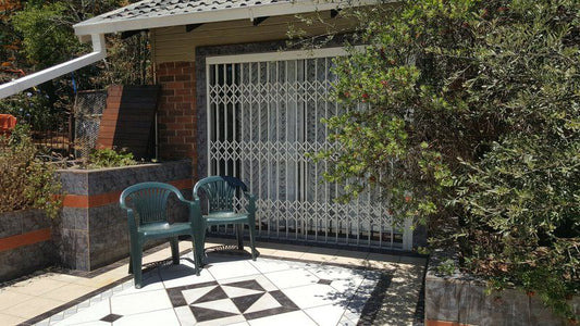 Atalia Dan Pienaar Bloemfontein Free State South Africa Gate, Architecture, House, Building, Garden, Nature, Plant, Living Room