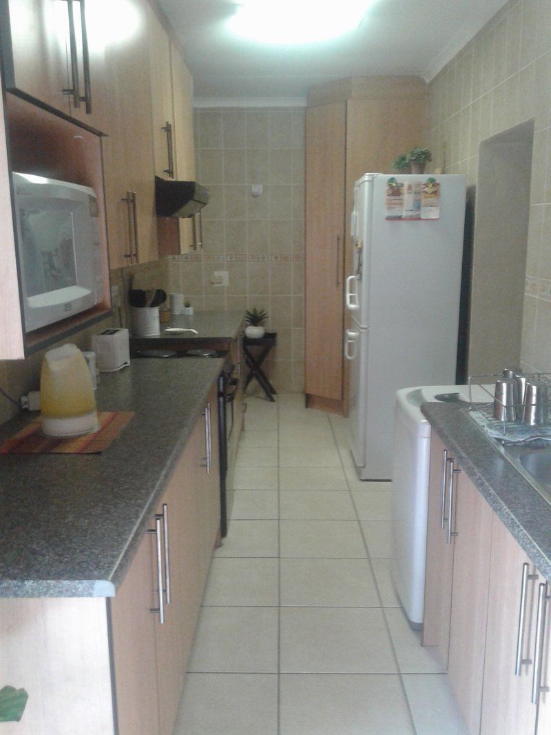 Atherstone Guesthouse Vanderbijlpark Gauteng South Africa Unsaturated, Kitchen