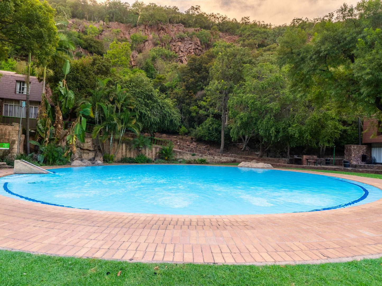 Atkv Klein-Kariba, Garden, Nature, Plant, Swimming Pool