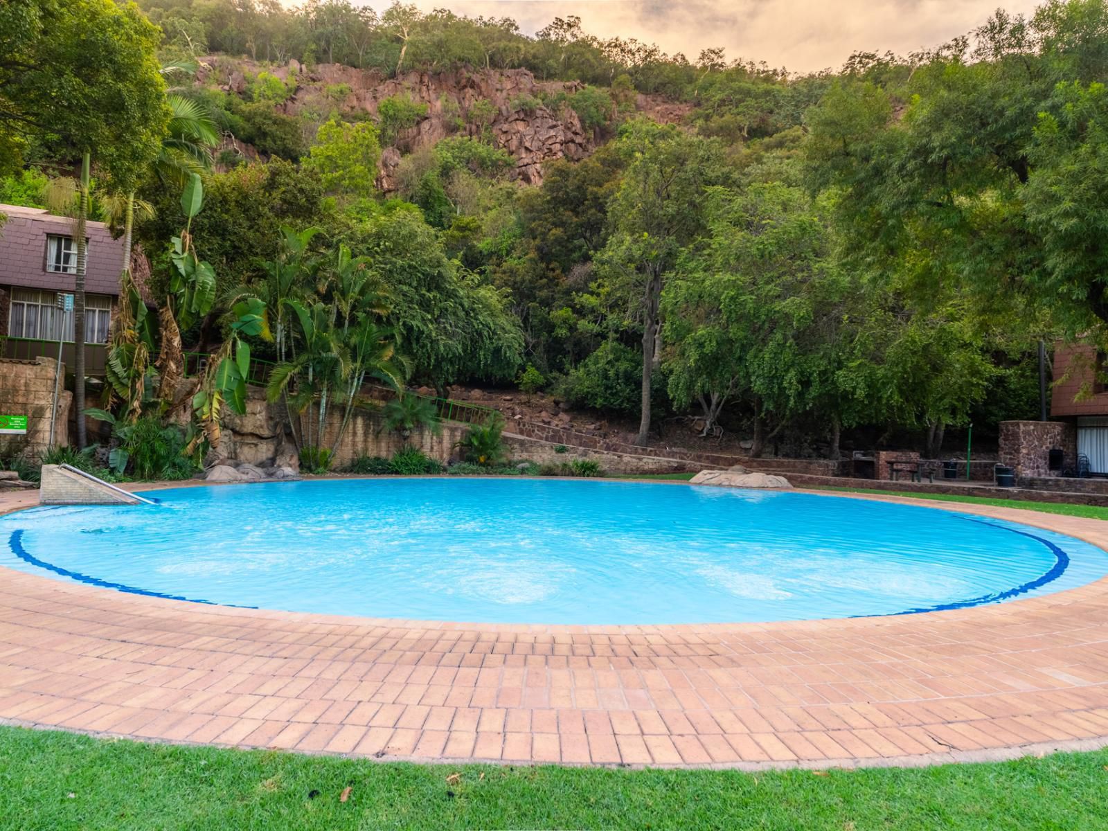 Atkv Klein-Kariba, Garden, Nature, Plant, Swimming Pool