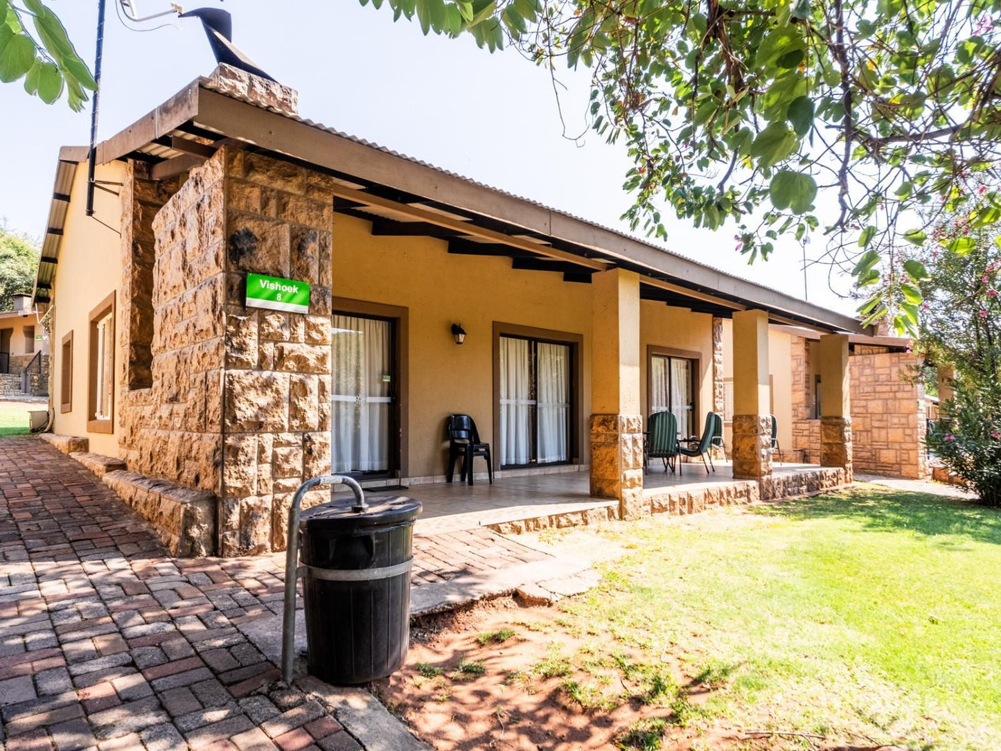 Atkv Klein-Kariba, 6 Sleeper Log Cabin (Dam vacinity), House, Building, Architecture