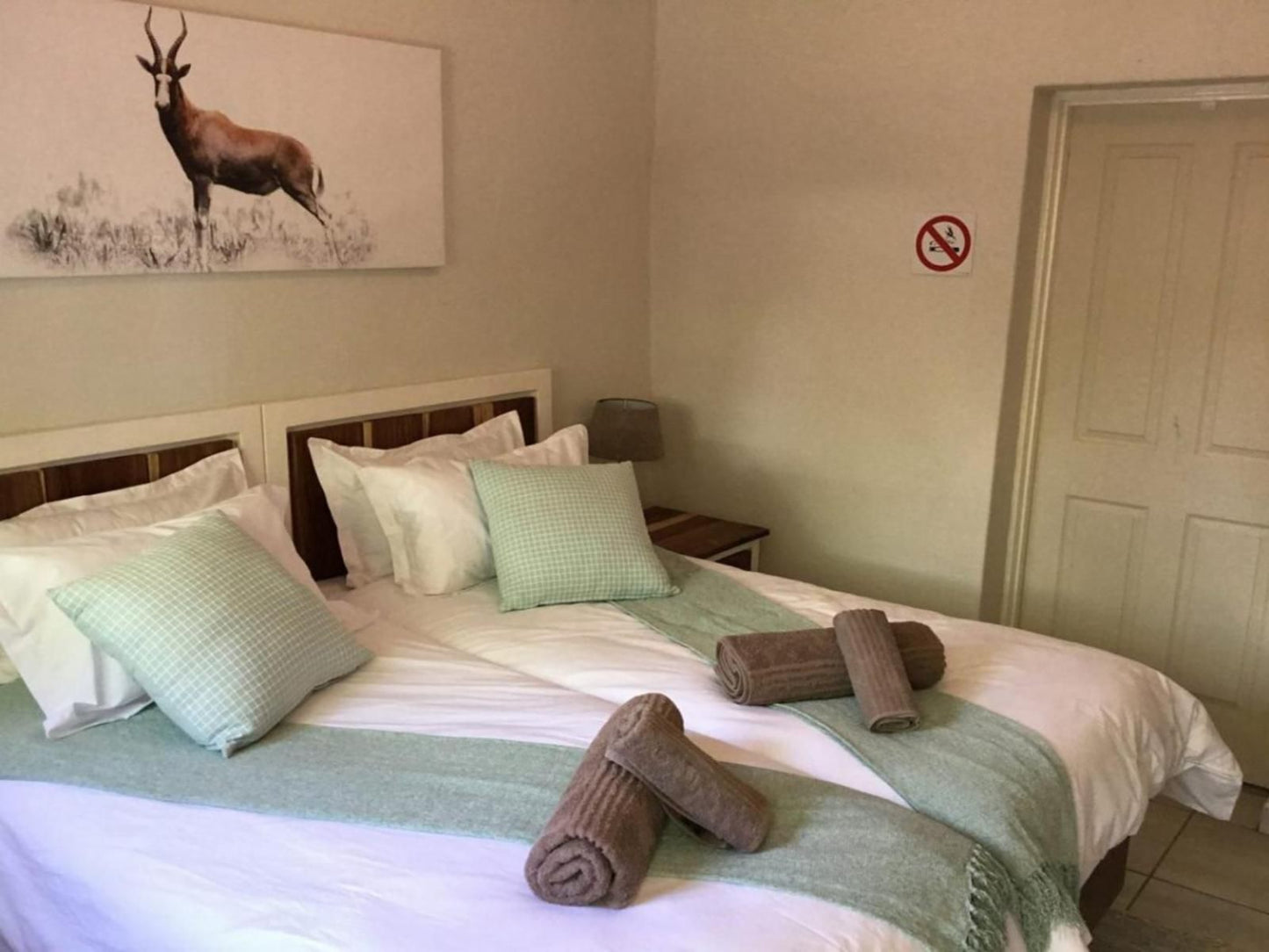 Auld Casa Guesthouse, Single Room, Bedroom