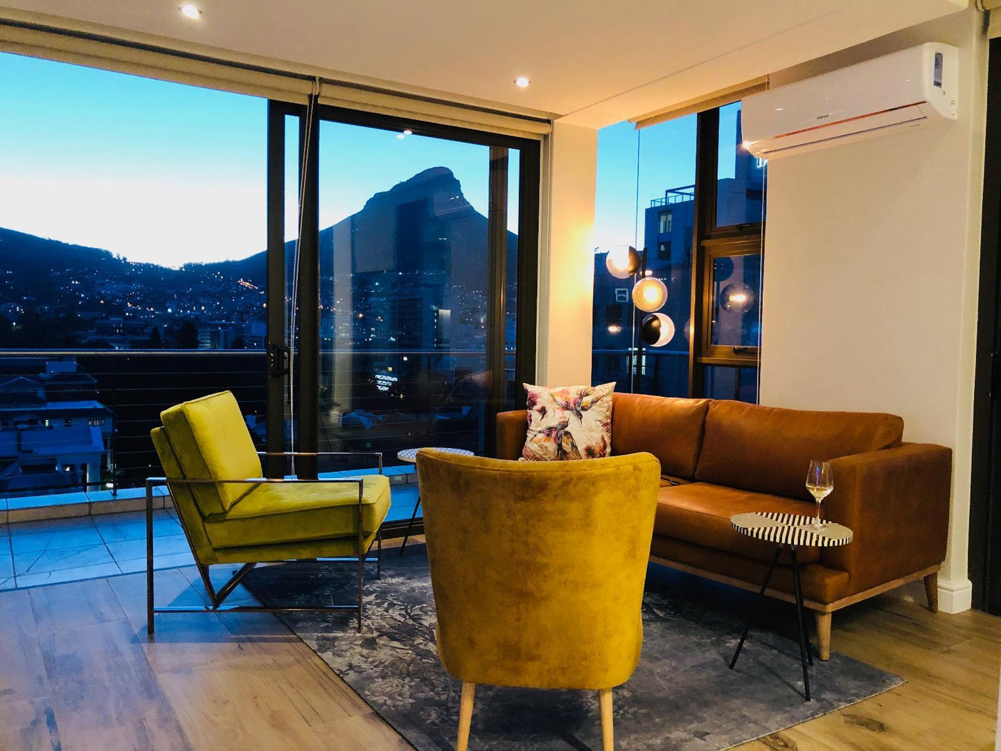 Luxury Penthouse Cape Town City @ Avenue One Apartments