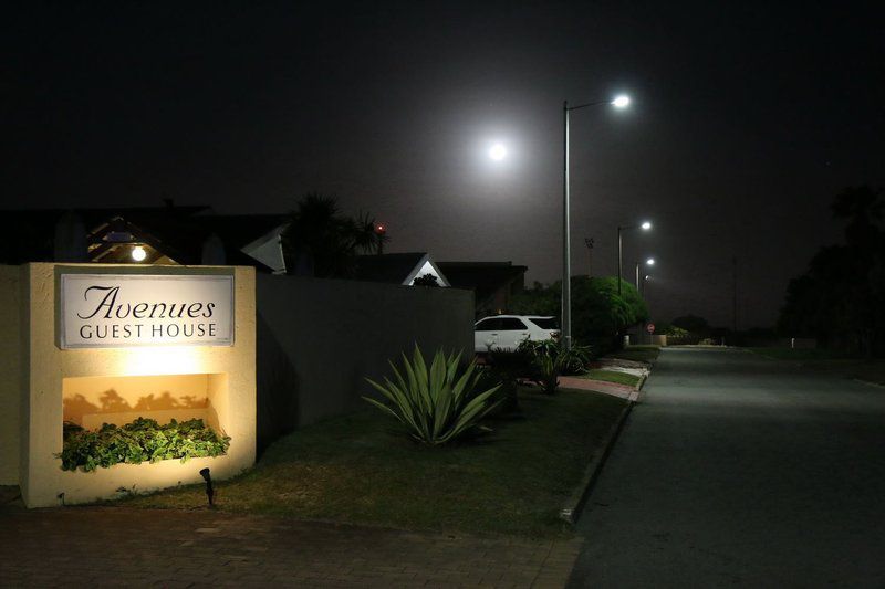 Avenues Guesthouse Linkside Mossel Bay Mossel Bay Western Cape South Africa House, Building, Architecture, Palm Tree, Plant, Nature, Wood, Moon