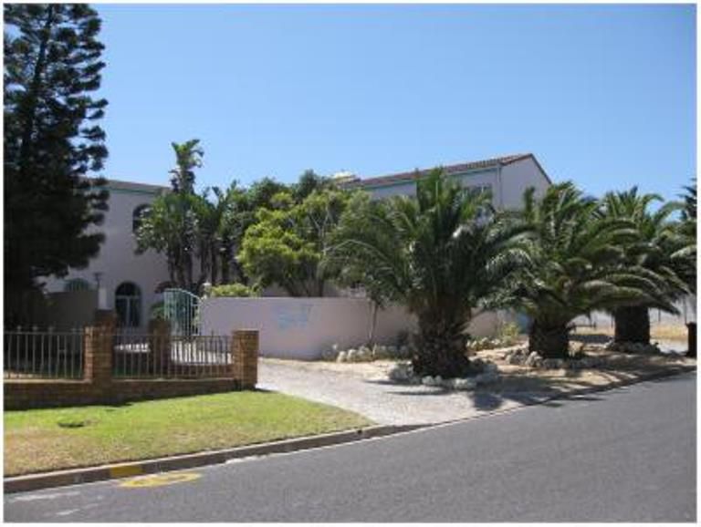 Avocet Cape Town Villa Bandb Bloubergstrand Blouberg Western Cape South Africa House, Building, Architecture, Palm Tree, Plant, Nature, Wood