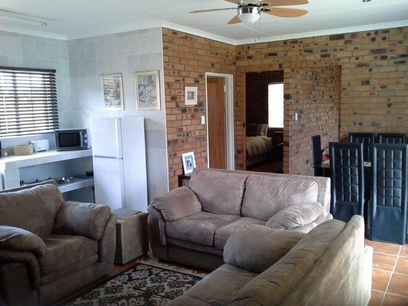Badplaas Golf Club Guest House And Lodge Badplaas Mpumalanga South Africa Living Room