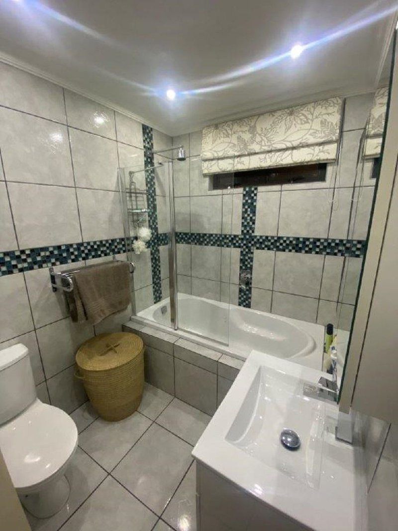 Bahia Village 1 Selection Beach Durban Kwazulu Natal South Africa Unsaturated, Bathroom