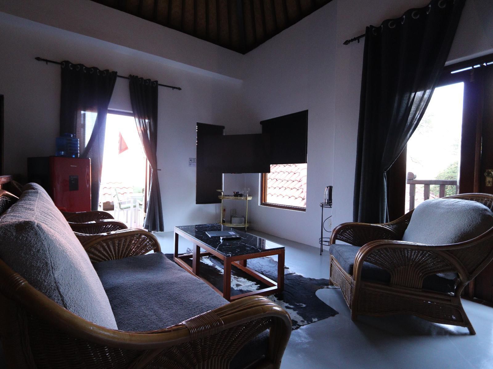 Bali At Scenic Haven Lodge, Cabana Family Room, Living Room