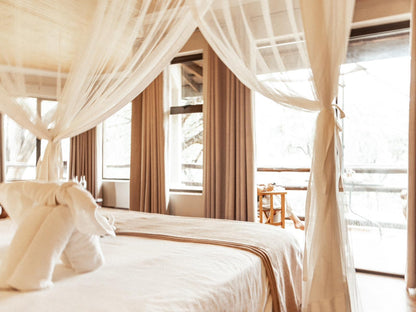 Exclusive Riverside Suite 1 @ Baluleni Safari Lodge