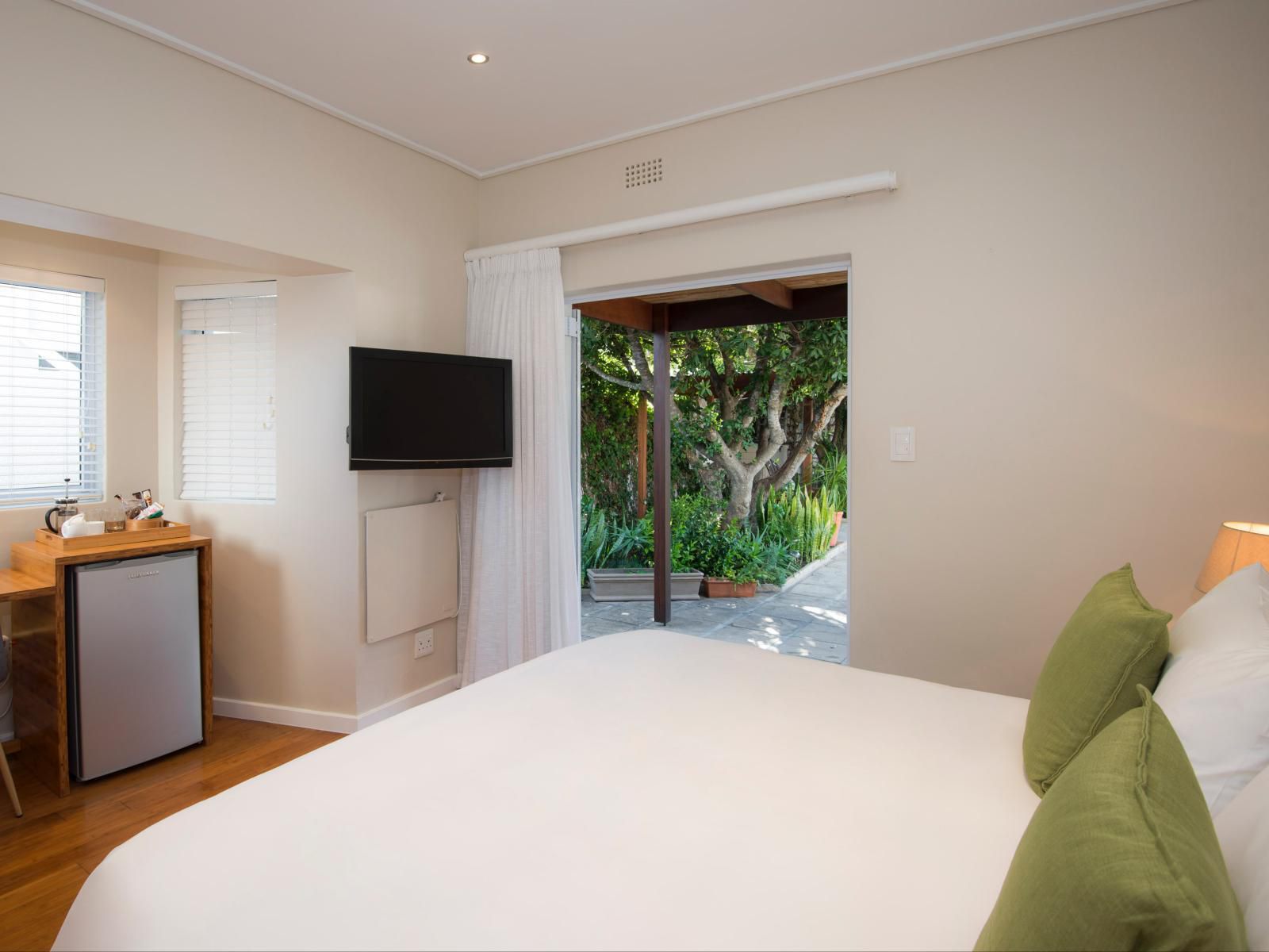 Bamboo Guest House, Standard King bed