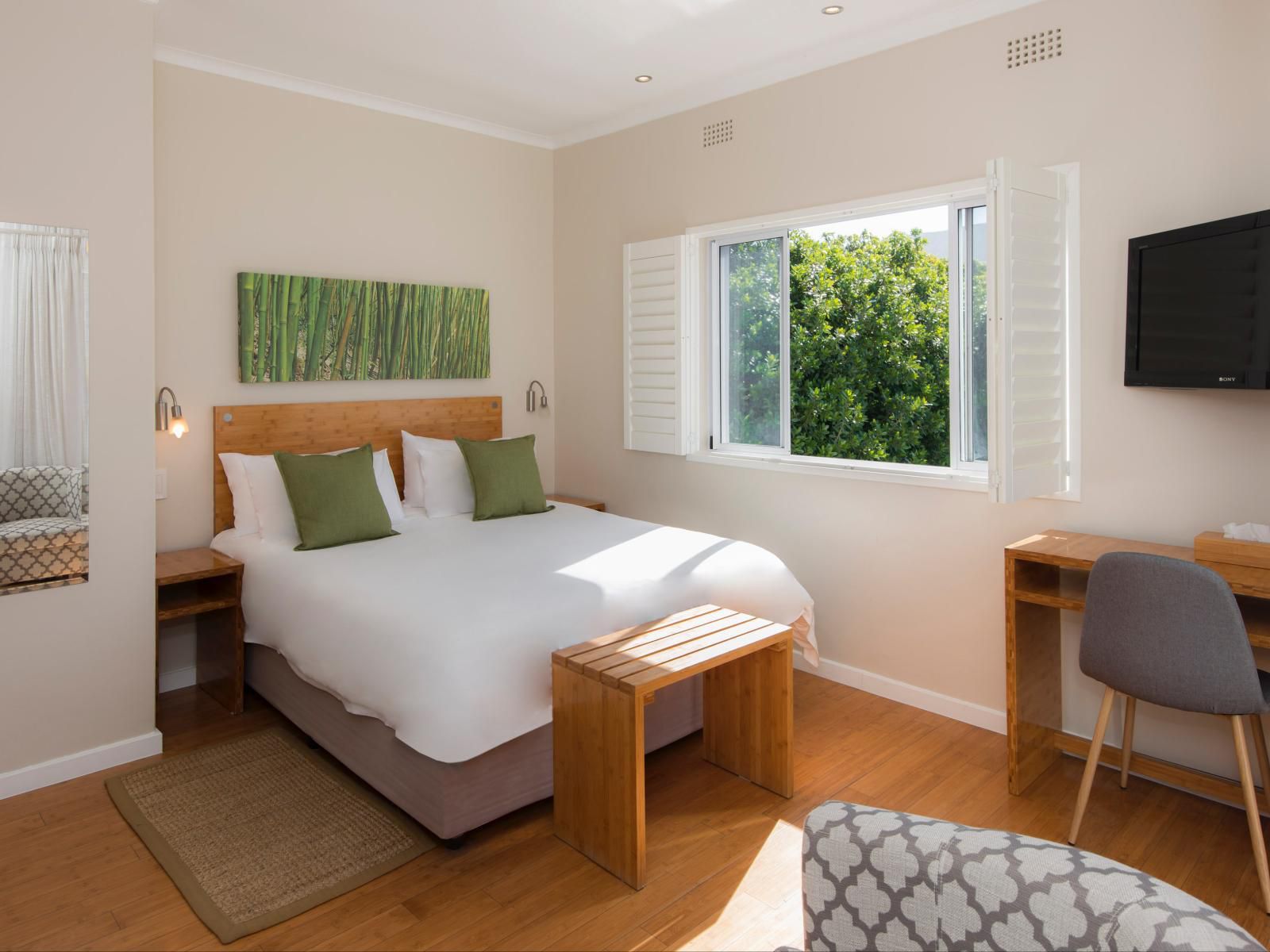 Bamboo Guest House, Standard King/Twin bed, Bedroom