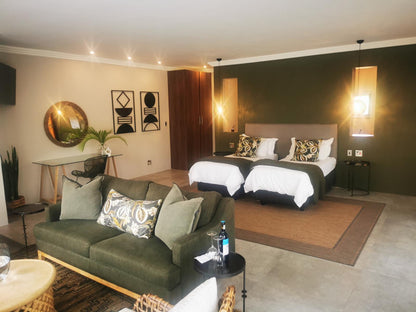Luxury Double Lake Room @ Bambuu Lakeside Lodge