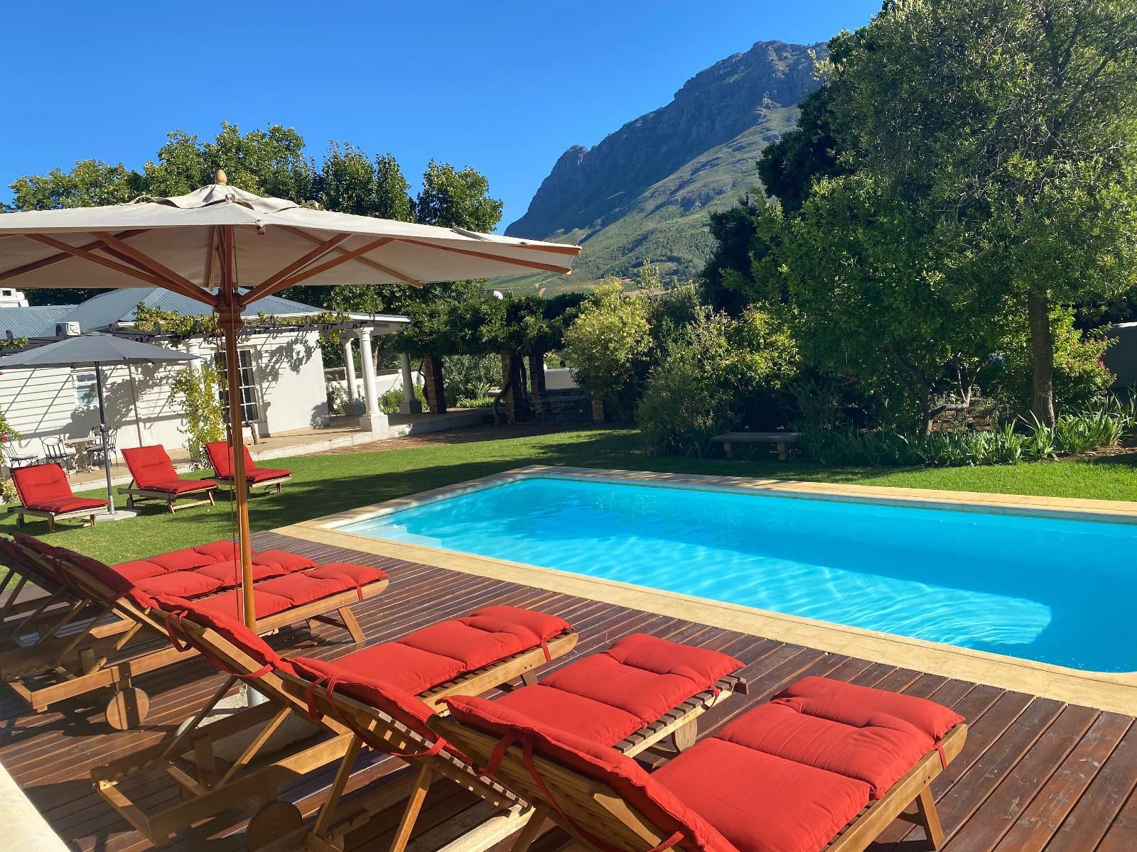 Banhoek Corner Guesthouse, Swimming Pool