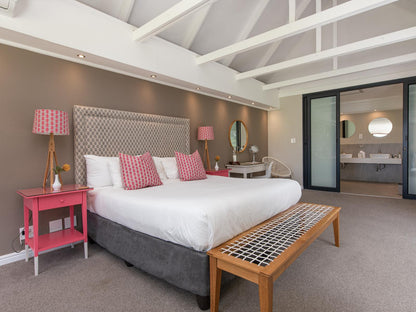 Junior Suite with Mountain View @ Banhoek Lodge