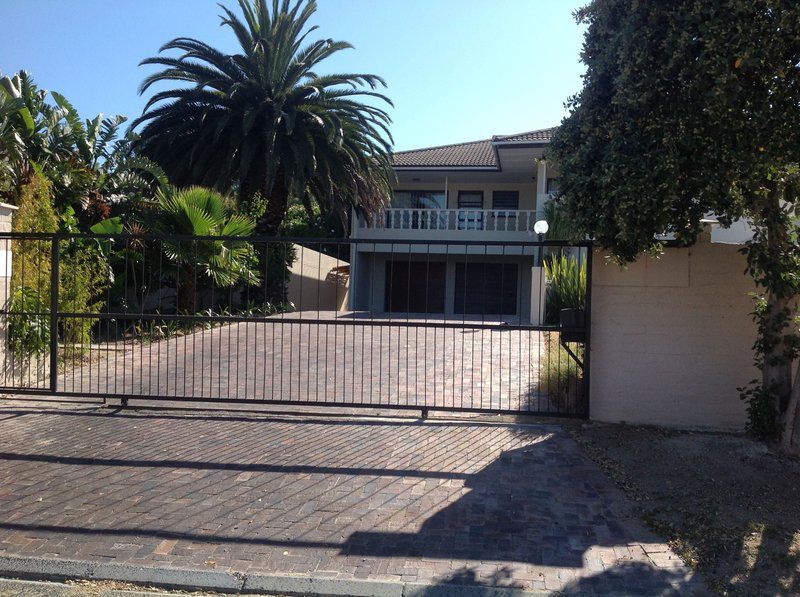 Barlinka Lane Flatlet Self Catering Helena Heights Somerset West Western Cape South Africa House, Building, Architecture, Palm Tree, Plant, Nature, Wood, Garden, Swimming Pool