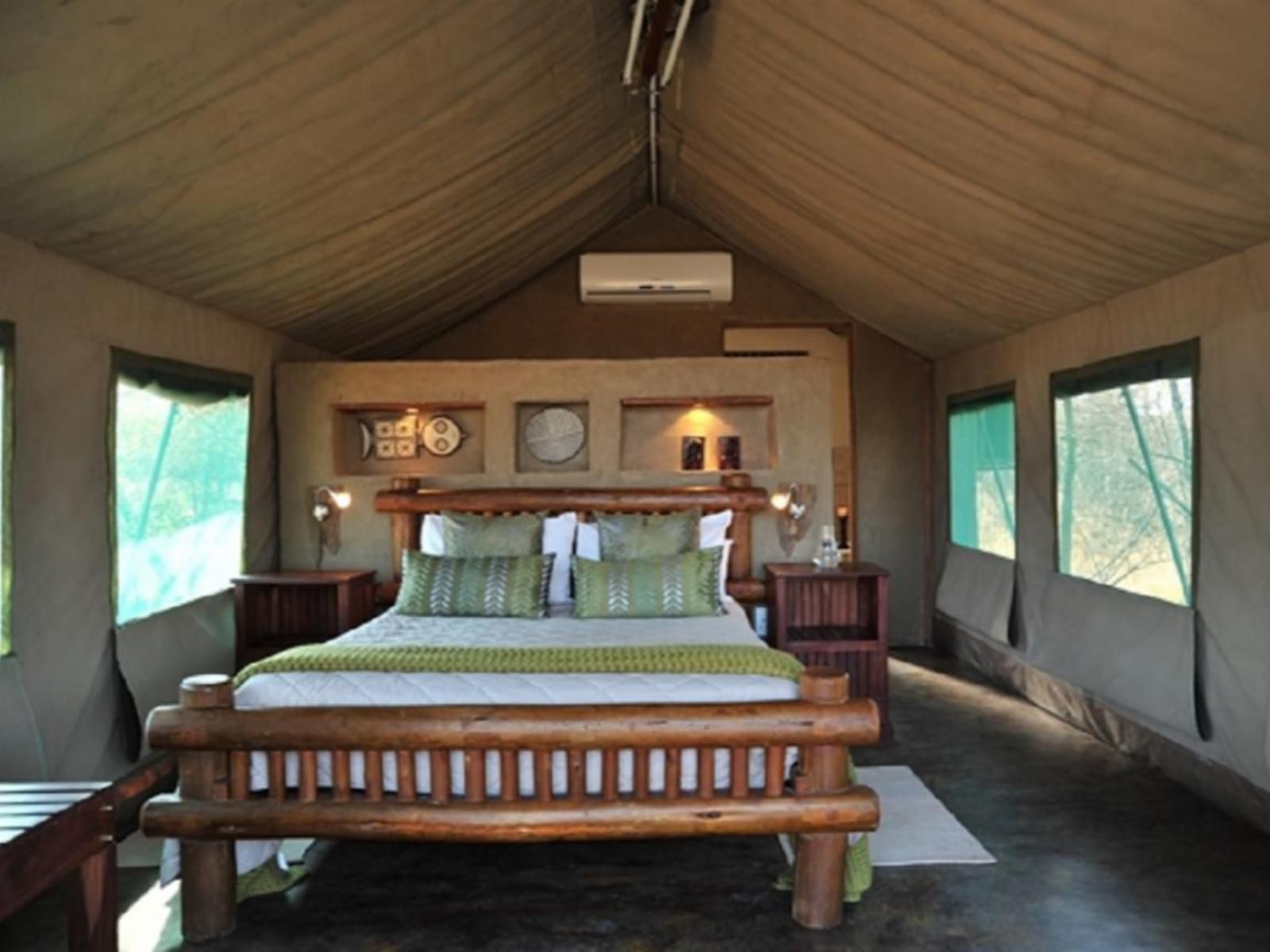 Bateleur Tented Safari Lodge And Bush Spa, Hemmingway Standard Luxury Tent Unit 1, Bedroom