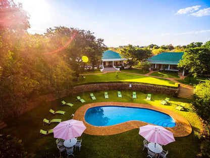 Batonka Guest Lodge, Colorful, Swimming Pool