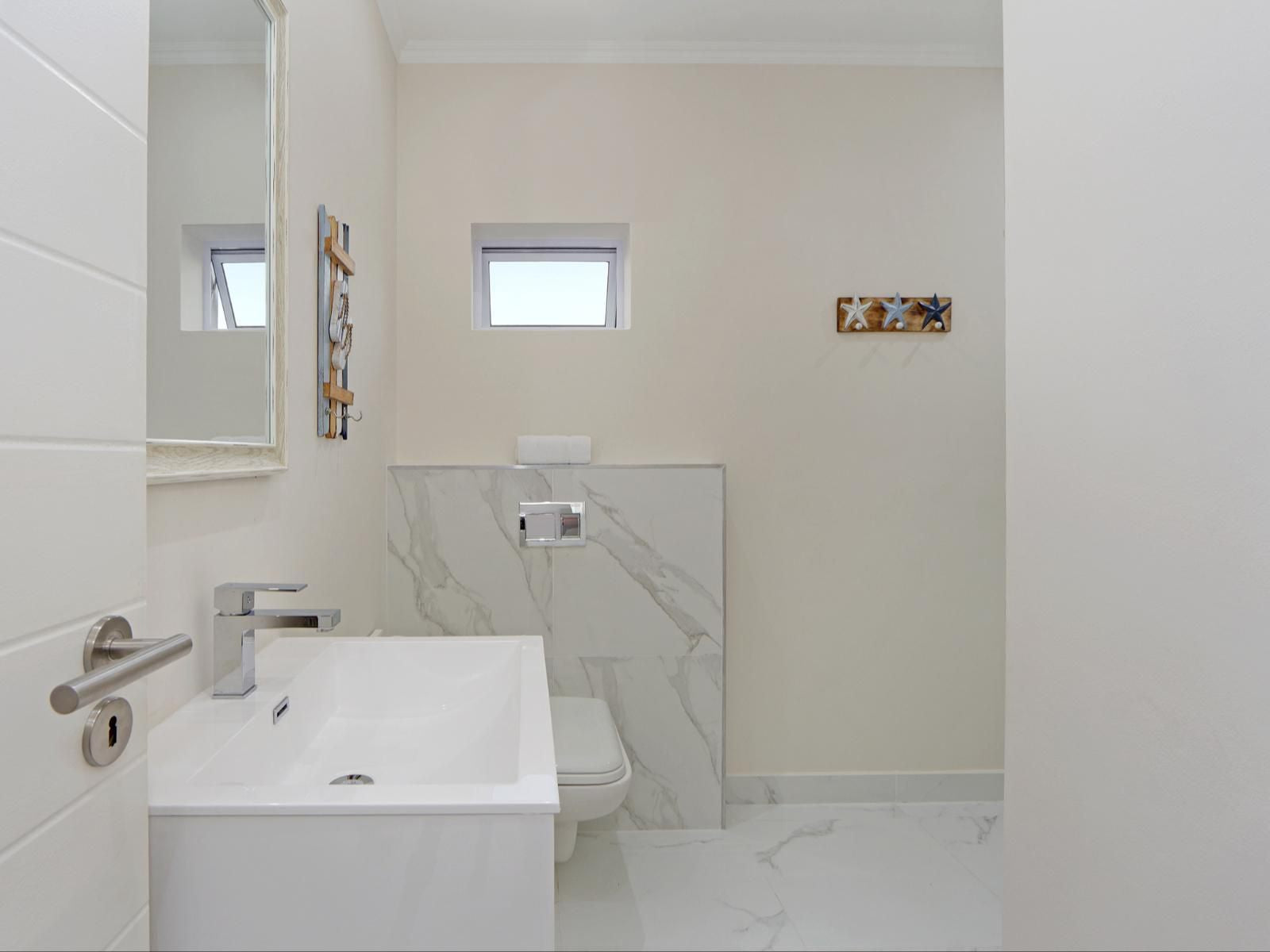 Bayford House By Hostagents Parklands Blouberg Western Cape South Africa Colorless, Bathroom