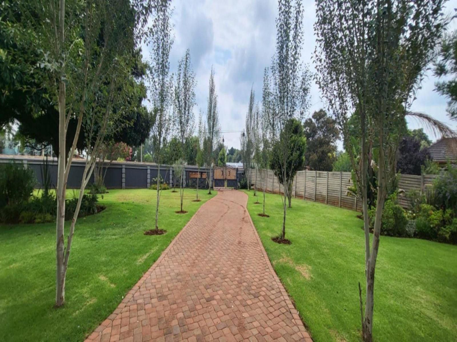 Be Our Guest On 2Nd Bredell Johannesburg Gauteng South Africa House, Building, Architecture, Plant, Nature, Garden