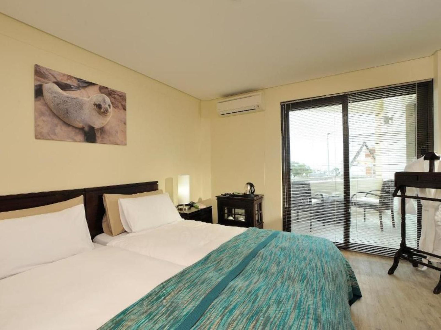 Beach Hotel Swakopmund, Standard Family Rooms, Bedroom