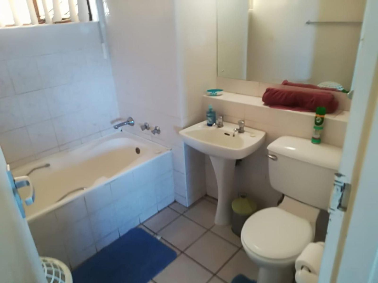 Beach Road Holiday Amanzimtoti Kwazulu Natal South Africa Bathroom