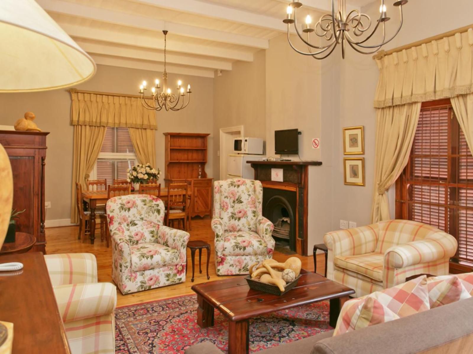 Beaufort Manor Country Lodge, Sepia Tones, Living Room