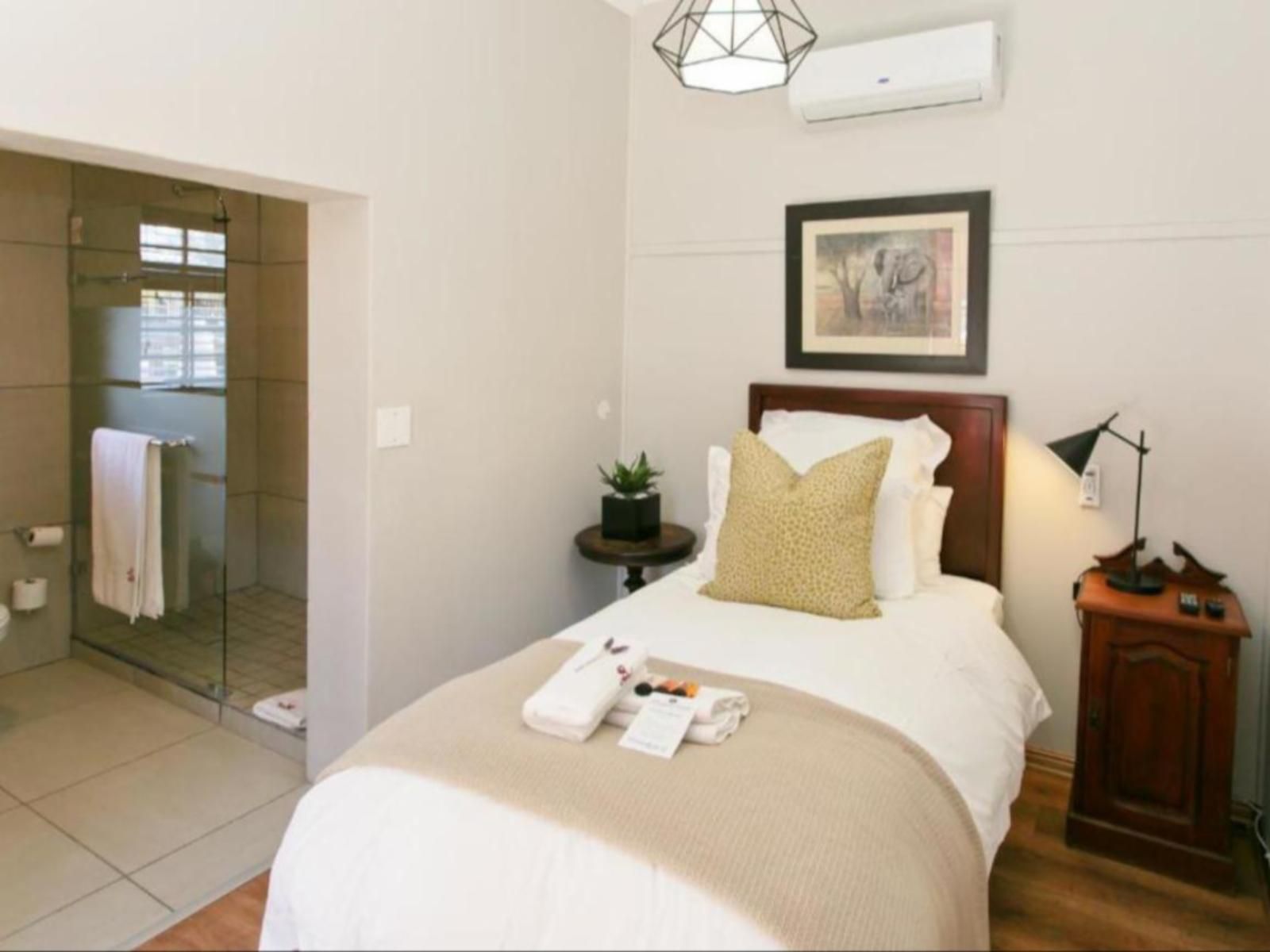 Beaufort Manor Country Lodge, Deluxe Twin Room, Bedroom