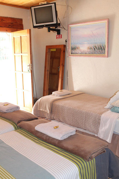 Bee My Guest Bethulie Free State South Africa Bedroom