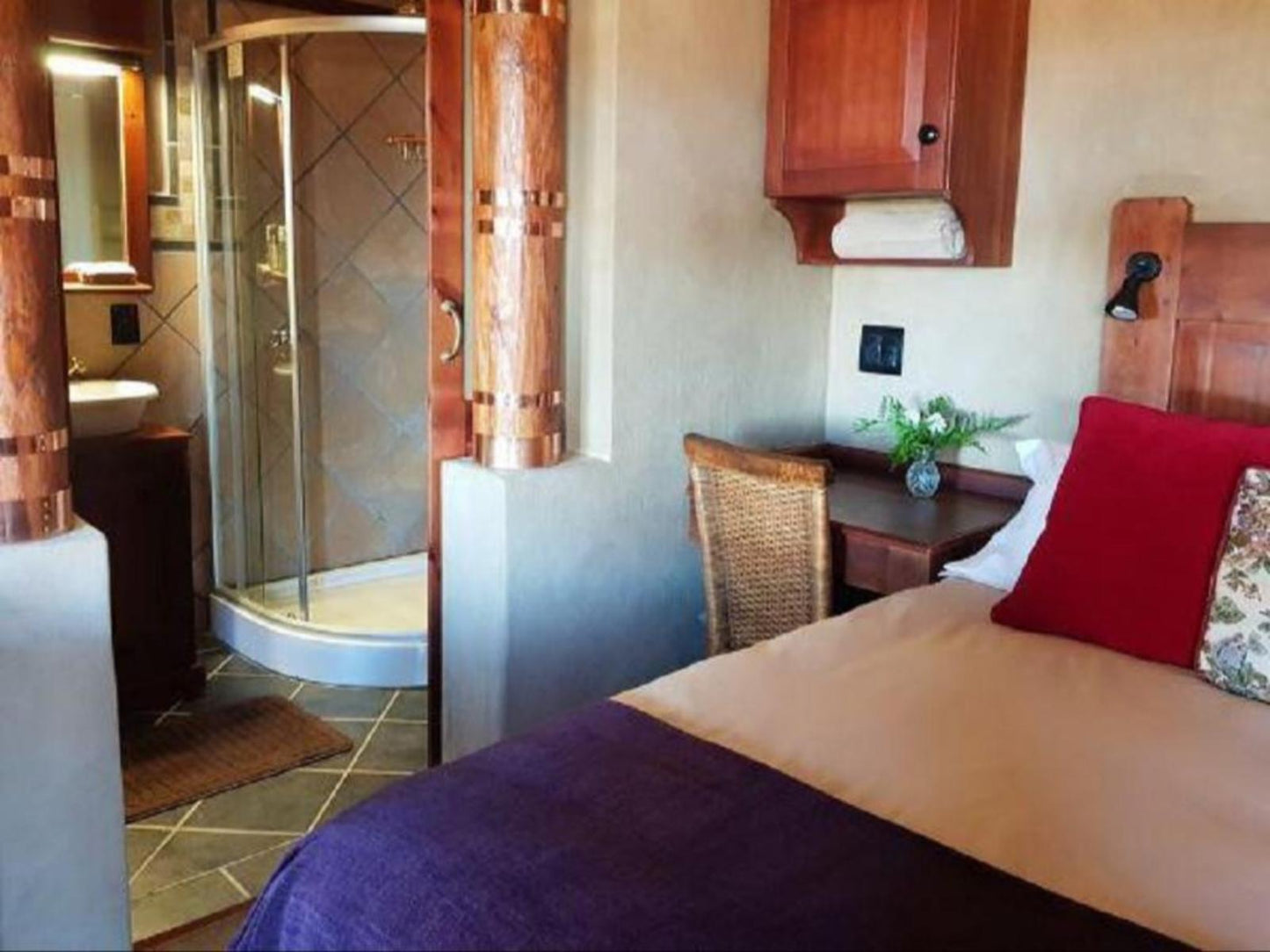 Deluxe Room with Shower @ Belle Foret Guest House And Function Venue