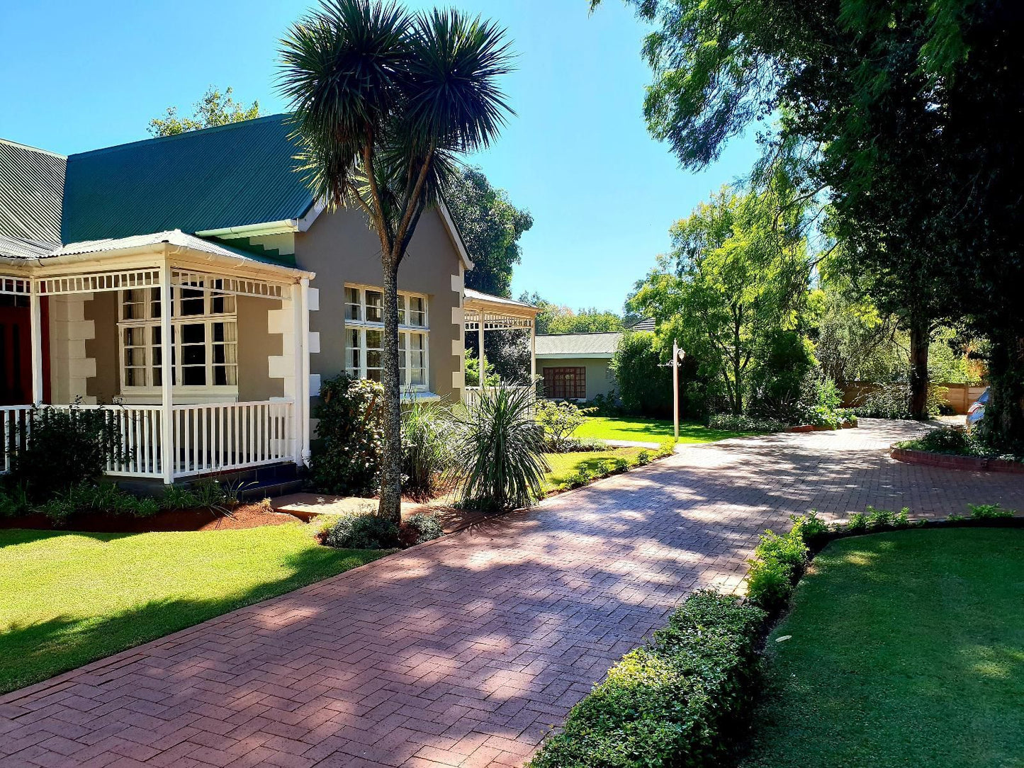 Bellevue Manor Guest House, House, Building, Architecture, Palm Tree, Plant, Nature, Wood, Garden