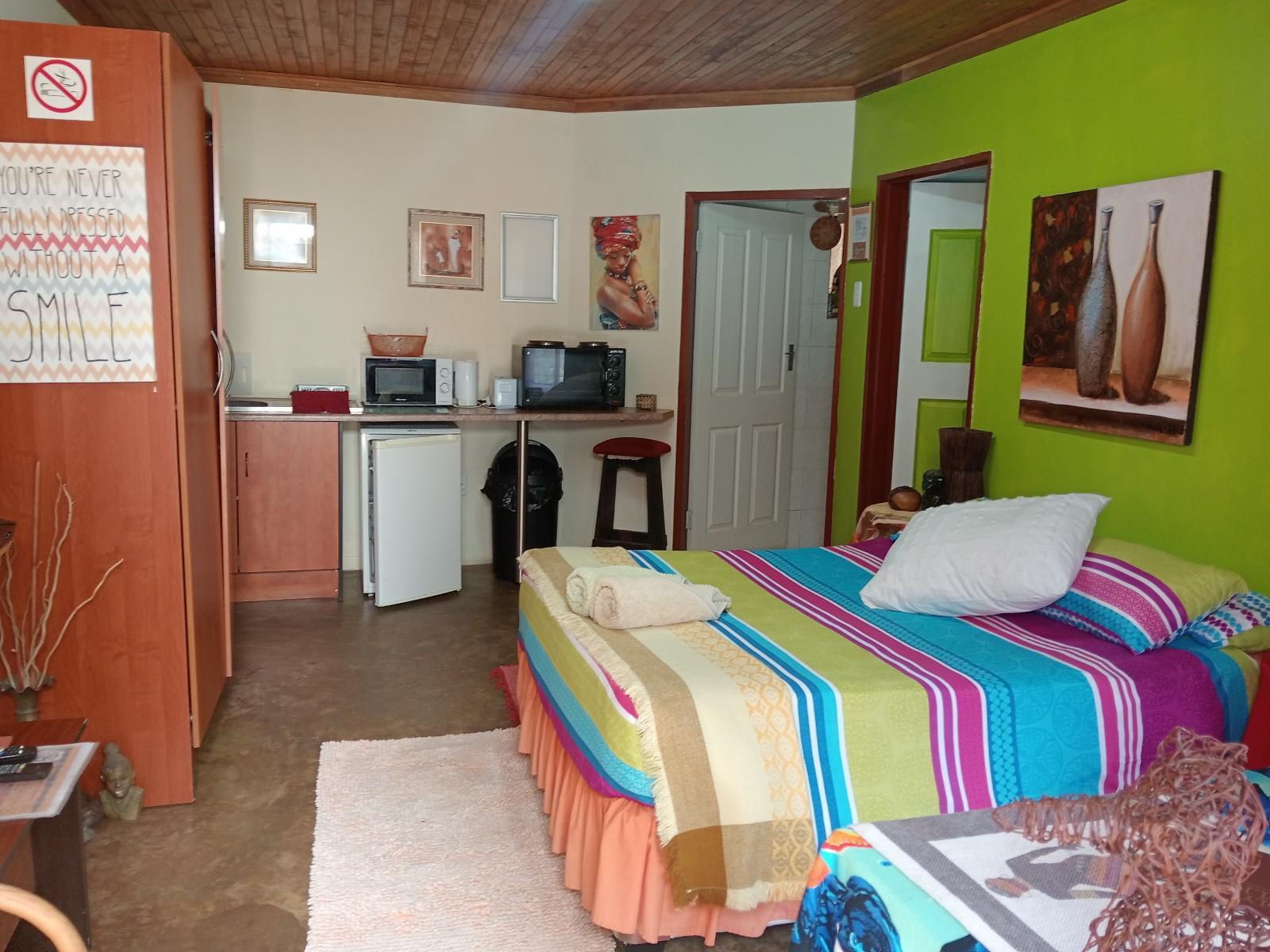 Bendor Bayete Self Catering Accommodation, Standard self catering unit R6