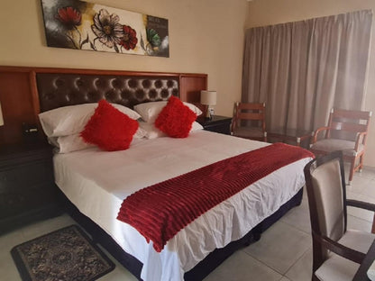 Deluxe King Room @ Benoni N12 Hotel