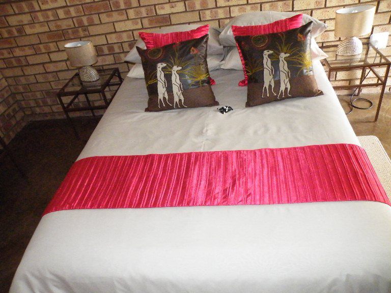 Bietjie Moeg Gastehuis Jacobsdal Fs Free State South Africa Bedroom