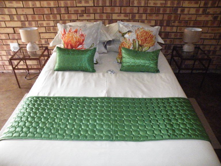 Bietjie Moeg Gastehuis Jacobsdal Fs Free State South Africa Bedroom