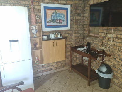 Room 3 with double bed and braai area @ Big Boma Guest Lodge