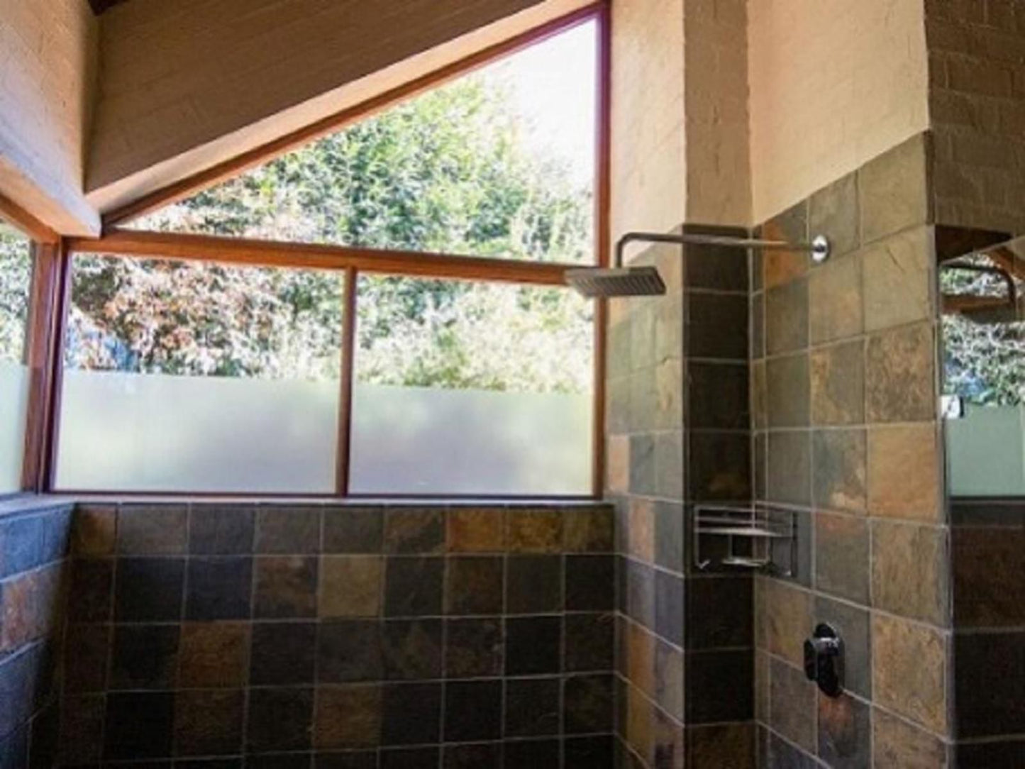 Big Oak Cottages Dullstroom Mpumalanga South Africa Bathroom