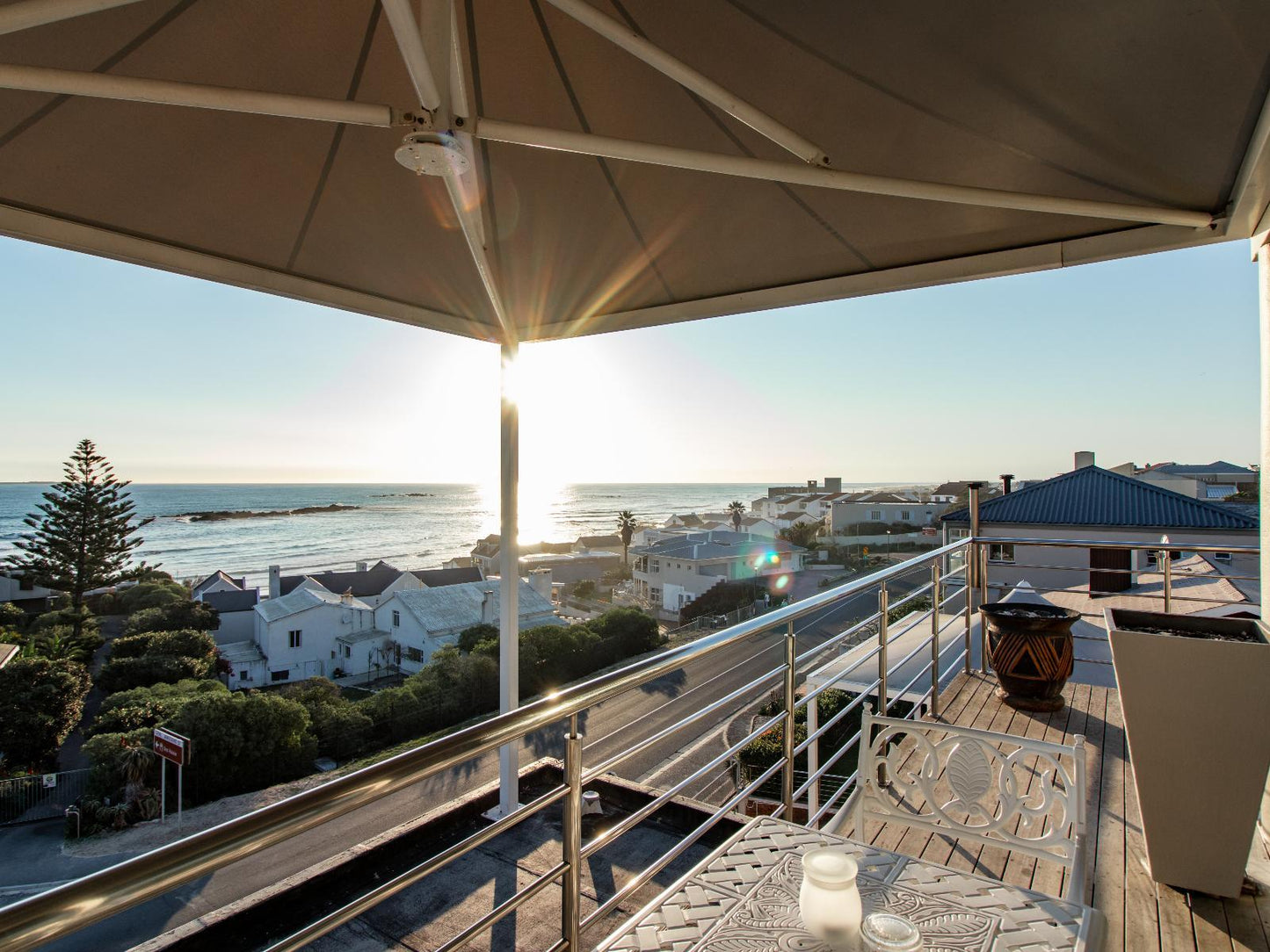 Sea-View Penthouse Apartment @ Blaauw Village Luxury Boutique Guest House